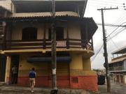 CASA COM LOJA COMERCIAL