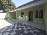 Casa com ótima localização Martin de Sá com 4...