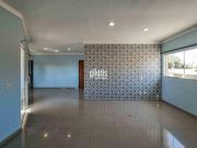 Casa com otima reforma!