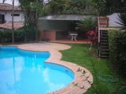 Casa com picina à venda no Jardim Guedala Morumbi com 4...