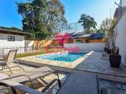 Casa com piscina, 05 dormitórios 041997104652