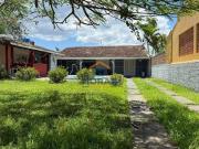 Casa com Piscina 300m do mar em Shangri la