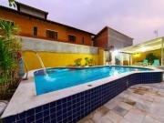 Casa com piscina 370m² Aluga ou Vende sobrado com 5...