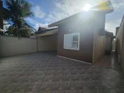 Casa com piscina 3 dormitórios à venda, semi mobiliada...