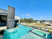 Casa com piscina 4 quartos suítes à venda, 480 m² por R$...
