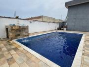 CASA COM PISCINA A VENDA NA PRAIA EM ITANHAÉM