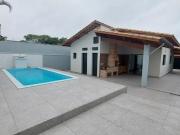 CASA COM PISCINA A VENDA NA PRAIA EM ITANHAÉM
