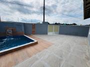 CASA COM PISCINA A VENDA NA PRAIA EM ITANHAÉM
