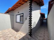 CASA COM PISCINA A VENDA NA PRAIA EM ITANHAÉM/SP