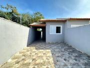 CASA COM PISCINA A VENDA NA PRAIA EM ITANHAÉM/SP