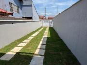 CASA COM PISCINA A VENDA NA PRAIA EM ITANHAÉM/SP