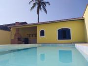 CASA COM PISCINA A VENDA NA PRAIA EM ITANHAÉM/SP