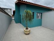 CASA COM PISCINA A VENDA NA PRAIA EM ITANHAÉM/SP