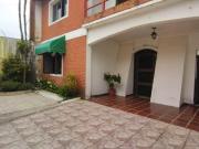 CASA COM PISCINA A VENDA NA PRAIA EM ITANHAÉM/SP