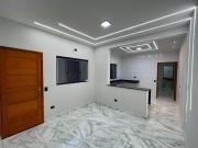 CASA COM PISCINA A VENDA NA PRAIA EM ITANHAÉM/SP