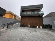 CASA COM PISCINA A VENDA NA PRAIA EM ITANHAÉM/SP