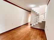 CASA COM PISCINA A VENDA NA PRAIA EM ITANHAÉM/SP