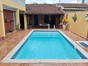 CASA COM PISCINA A VENDA NA PRAIA EM MONGAGUÁ/SP