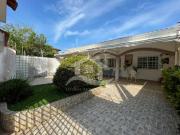Casa com piscina a venda no bairro Centro, Lado Praia em...