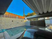 Casa com piscina a venda no Rio Branco