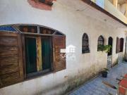 Casa com Piscina, com 3 dormitórios à venda, 135 m² por...