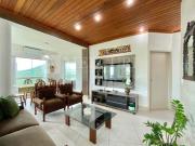 Casa com Piscina com 3 quartos 1 suíte à venda, 247 m²...