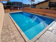 Casa com piscina e 2 quartos em Itanhaém