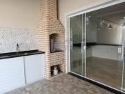 Casa com piscina e 3 quartos em Itanhaém