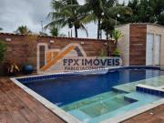 Casa com piscina e 3 quartos em Itanhaém