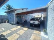 Casa com piscina e 3 quartos em Itanhaém
