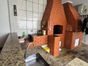 Casa com piscina e 3 quartos em Mongaguá