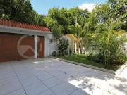 Casa com piscina e 4 quartos em Peruíbe, no bairro Guaraú