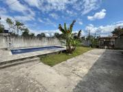 Casa com piscina e 5 quartos em Itanhaém