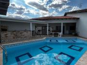 Casa com piscina e 5 quartos no bairro Jardim Itália