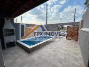 Casa com piscina e churrasqueira em Itanhaém