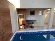 Casa com piscina e churrasqueira em Itanhaém