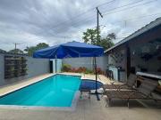 Casa com piscina e churrasqueira no Jardim Albamar, Guaruja