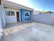 Casa com piscina na praia Leblon prox ao mar