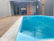 Casa com piscina no bairro Ipanema Ville: Charme e Conforto!