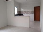 CASA COM PISCINA ÓTIMA LOCALIZAÇÃO EM MONGAGUÁ!