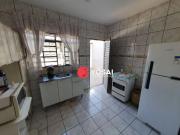 Casa com piscina prãximo avenida 10 de dezembro