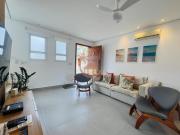 Casa com piscina privativa disponível para Venda