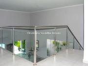 Casa com piscina Ã VENDA no Jardim Acapulco em GuarujÃ¡