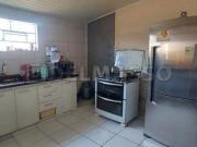 Casa com ponto comercial próximo ao centro!