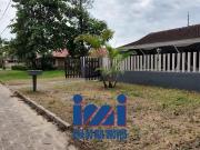 Casa com quintal Balneário Atami