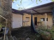 Casa com quintal em Areias