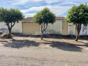 Casa com rendimento de aluguel Casa de Rua com 5 Quarto...