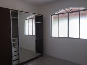Casa com trÃªs quartos Bairro ChÃ¡caras Bom Repouso Betim/MG