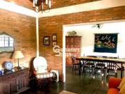 Casa com 4 dormitórios à venda, 394 m² por R$...