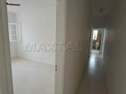 Casa comercial, 120m², com 3 dormitórios, sala ampla,...